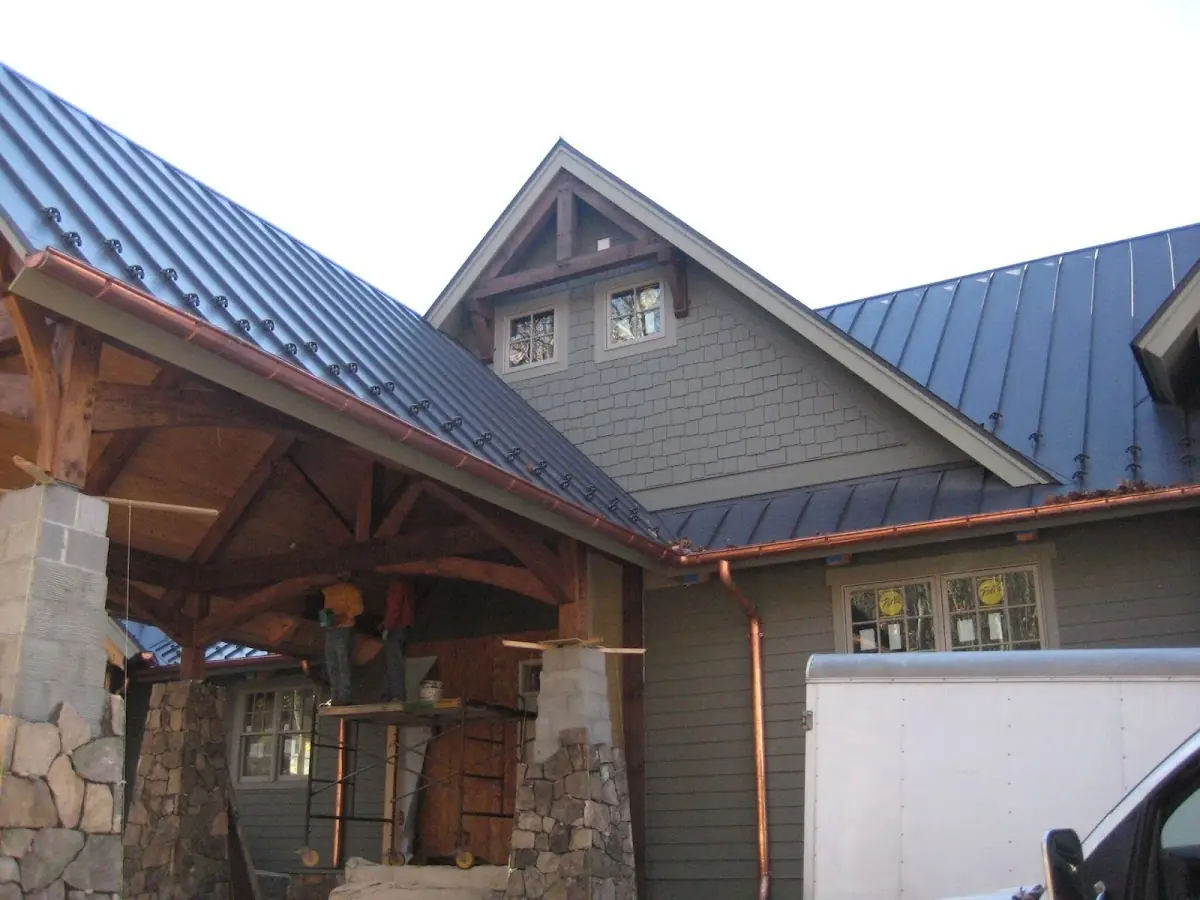Craftsman Roofing team delivering quality roofing work in Chestnut Estates